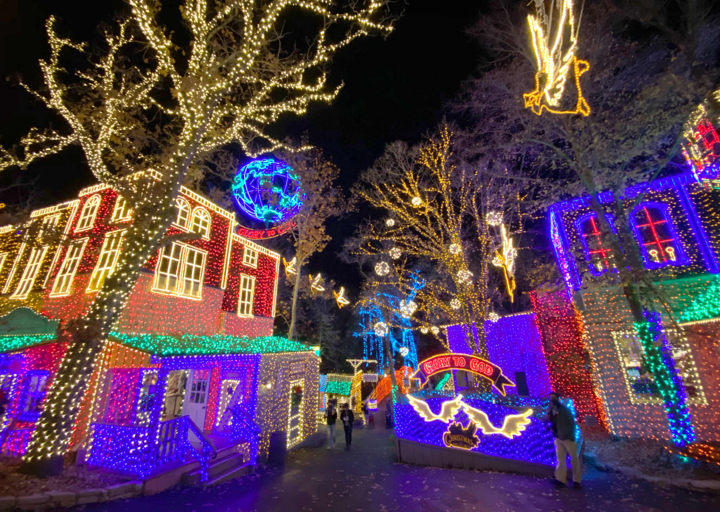 Silver Dollar City  Christmas Crowd Prediction Calendar